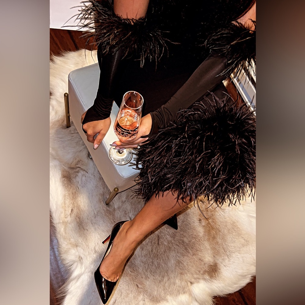 CULT GAIA - LONG FEATHERED GLOVES
